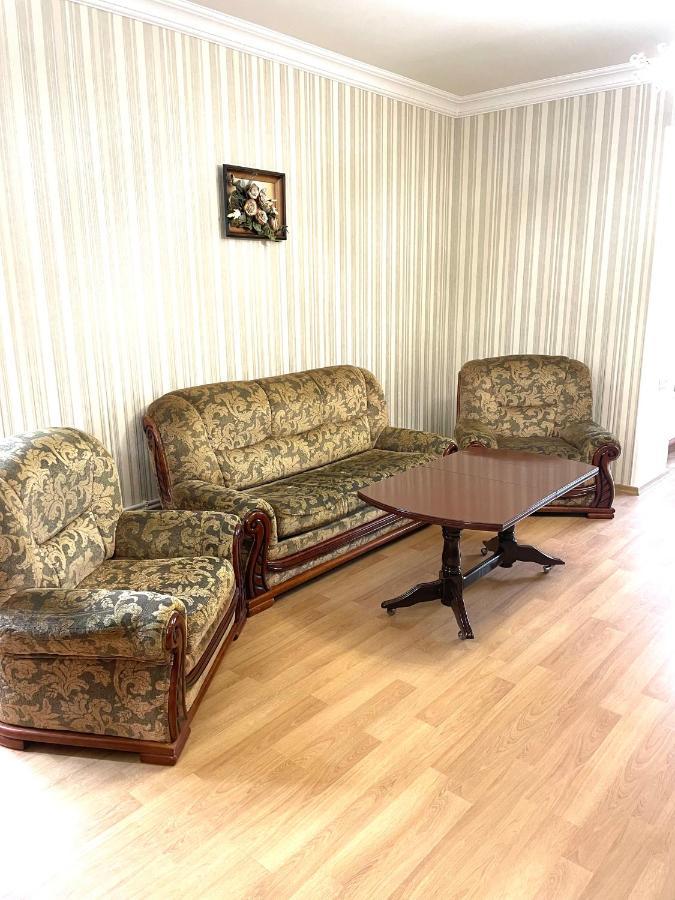 Apartment In The Center Of Yerevan Bagian luar foto